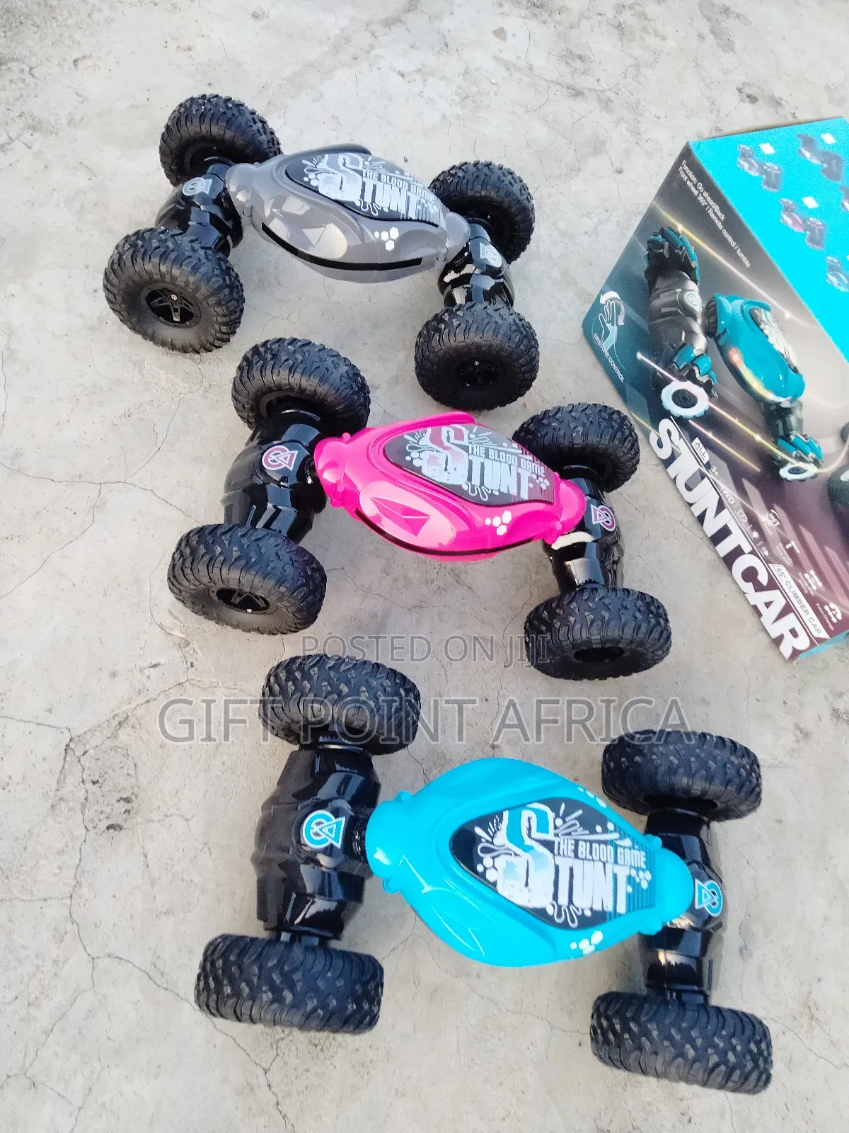 Rechargeable Remote Control Stunt Car for Kids