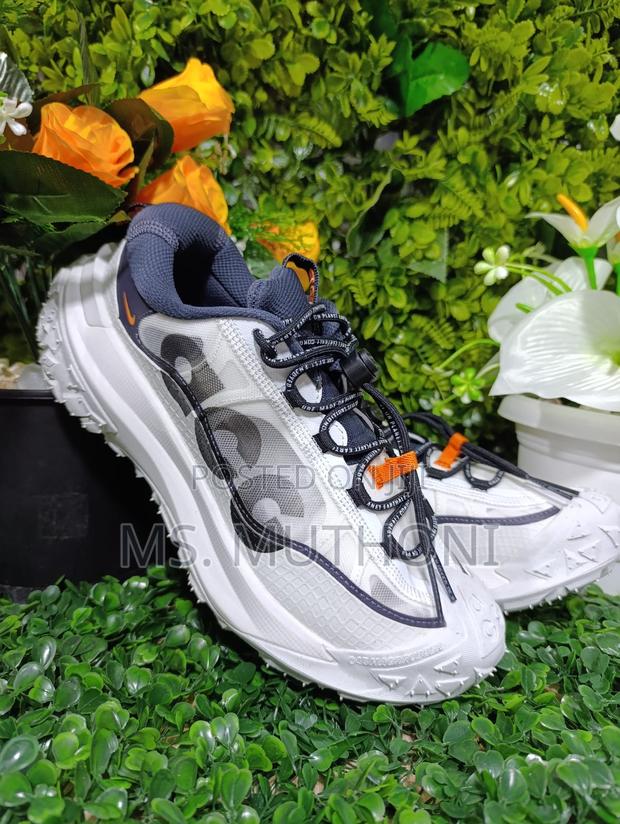 Nike ACG Mountain Fly Goldrex 40-45 - thumbnail 2
