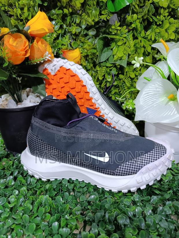 Trainers ;Nike ACG Low M.Fly Goldrex - thumbnail 3