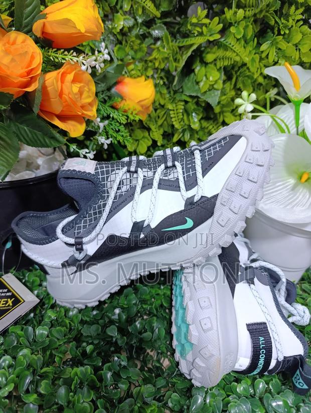 Unisex Mountain Fly Size 38-45 - main view