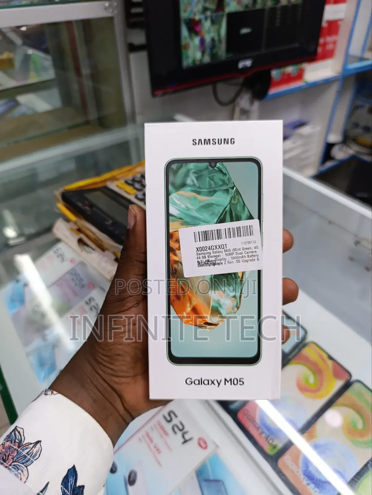 New Samsung Galaxy M05 64 GB Black