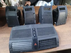 Toyota Mark X Dashboard Ventrators Full Set.