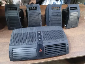 Toyota Mark X Dashboard Ventrators Full Set.