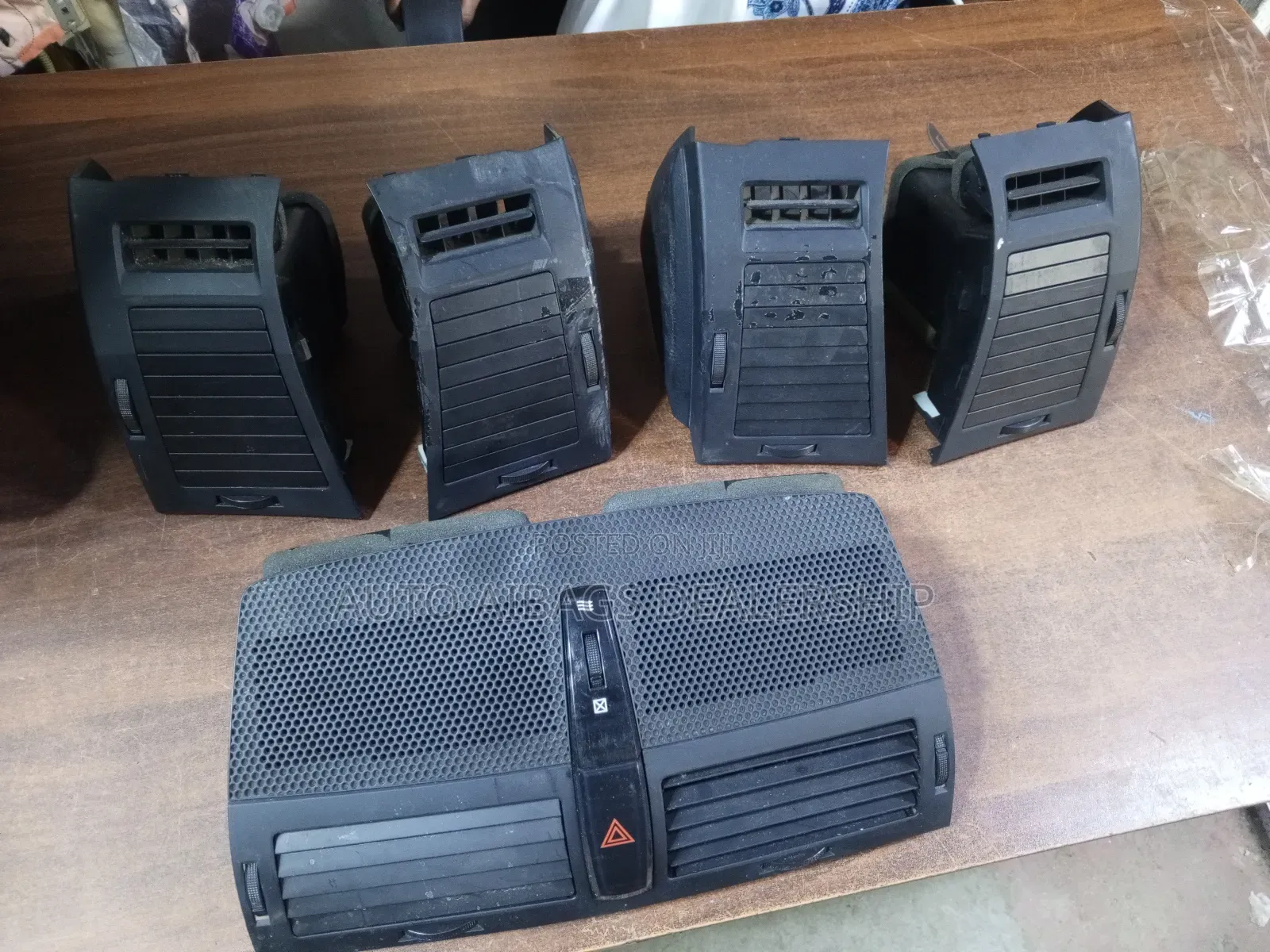 Toyota Mark X Dashboard Ventrators Full Set.