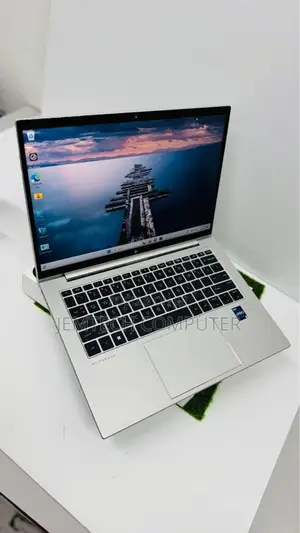 New Laptop HP EliteBook 840 G11 16GB Intel Core I7 SSD 512GB