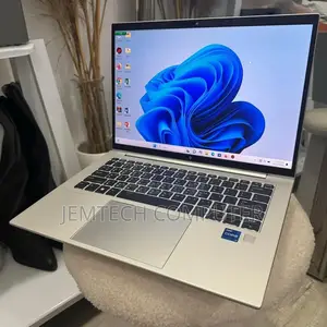 New Laptop HP EliteBook 840 G11 16GB Intel Core I7 SSD 512GB