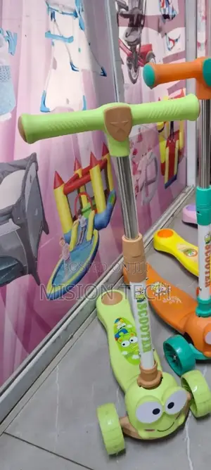 *Scooter With Foldable Handle✓ 