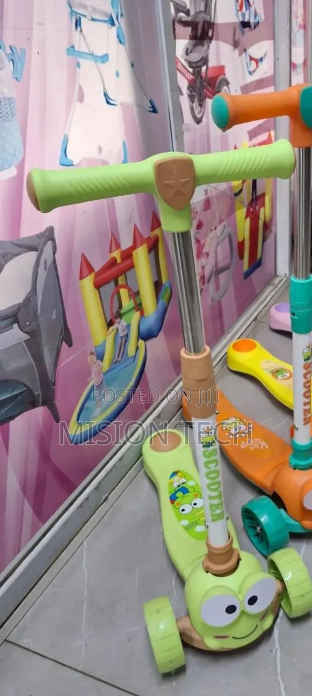 *Scooter With Foldable Handle✓ - main view