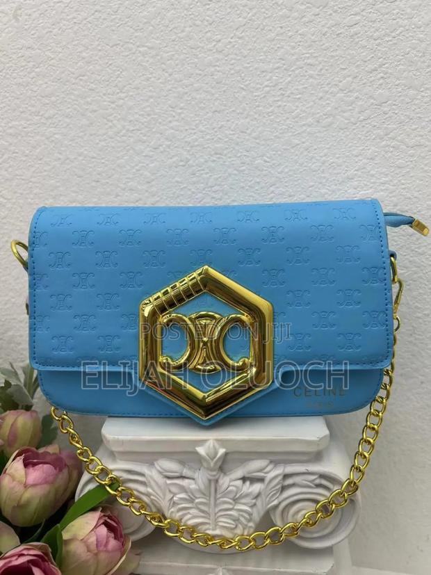 Quality Shoulder Bag - main view