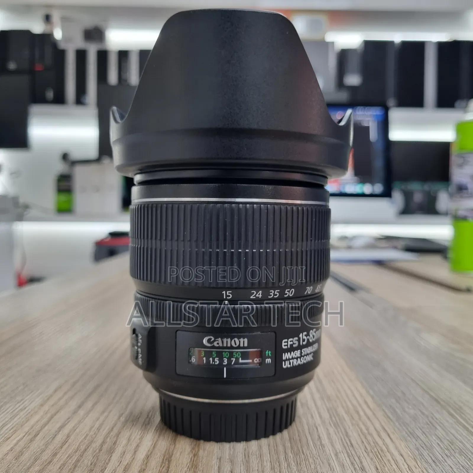 Canon EF-S 15-85mm F/3.5-5.6 IS USM
