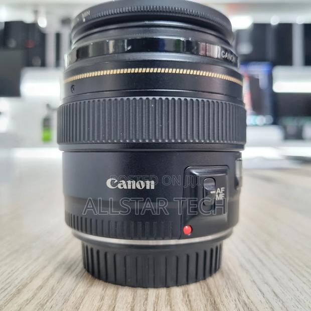 Canon EF 85mm F/1.8 USM Lens - thumbnail 2