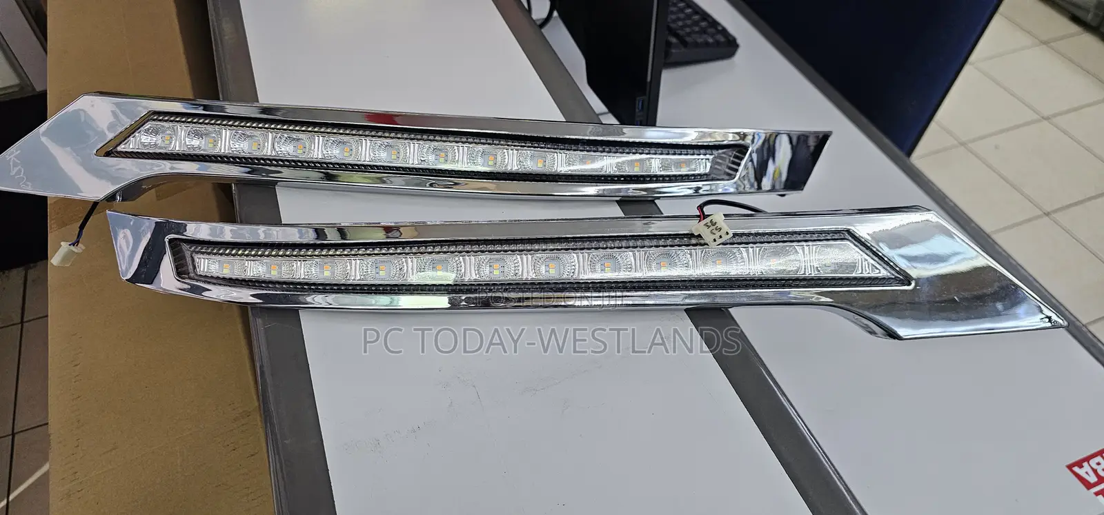 Toyota Vellire DRL Lights With Chrome Cover