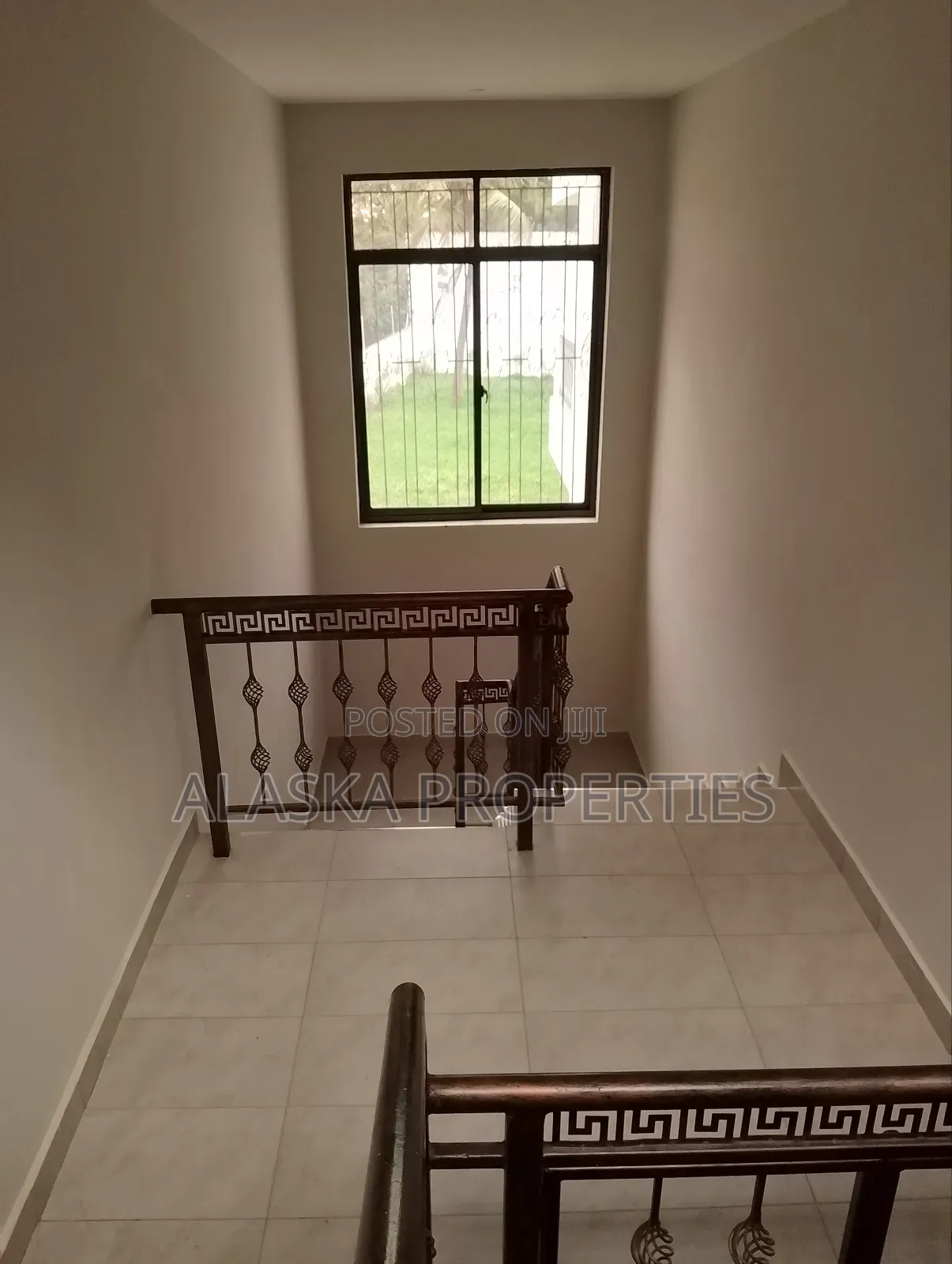 A Luxurious Furnished 5bdrm Mansion 2 Let in Nyali Estate