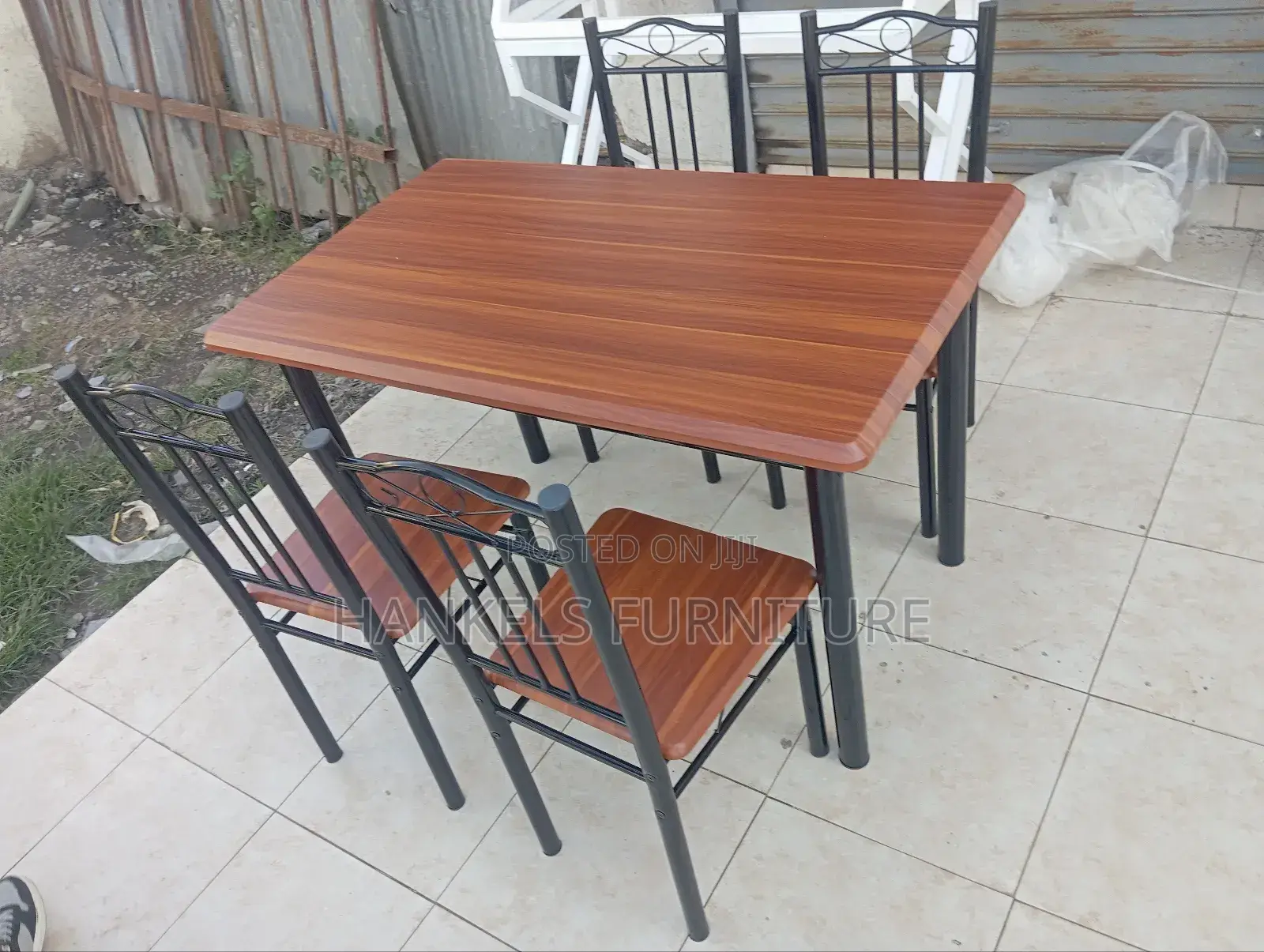4 Seater Dining Table