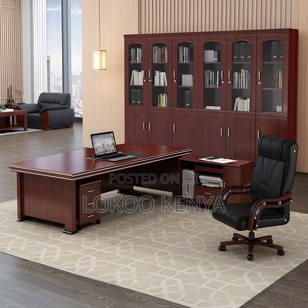 Office Desk: 1.6 Meter Manager's Executive Office Desk - thumbnail 2