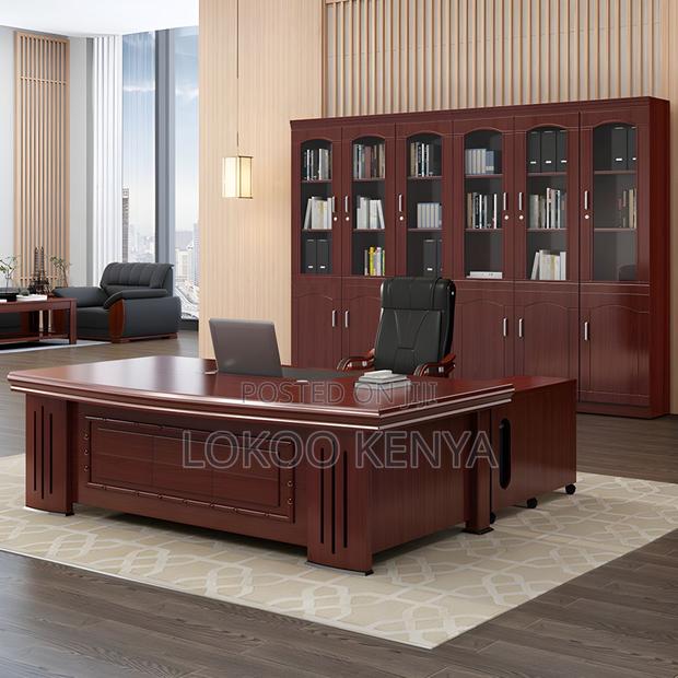 Office Desk: 1.6 Meter Manager's Executive Office Desk - thumbnail 4