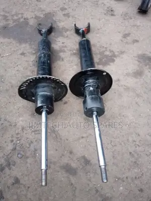 Volkswagen Passat B5 Front Shocks