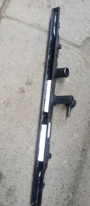 Nissan Serena Radiator Top Cover
