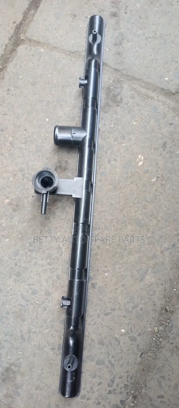 Nissan Serena Radiator Top Cover