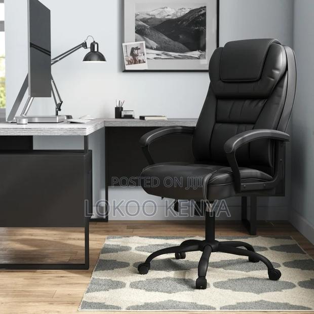 Office Chair: PU Heavy Duty Executive Office Chair