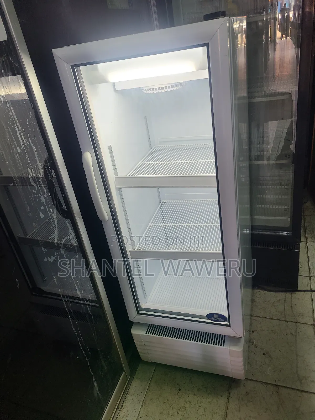 Premium 200litres Display Fridge