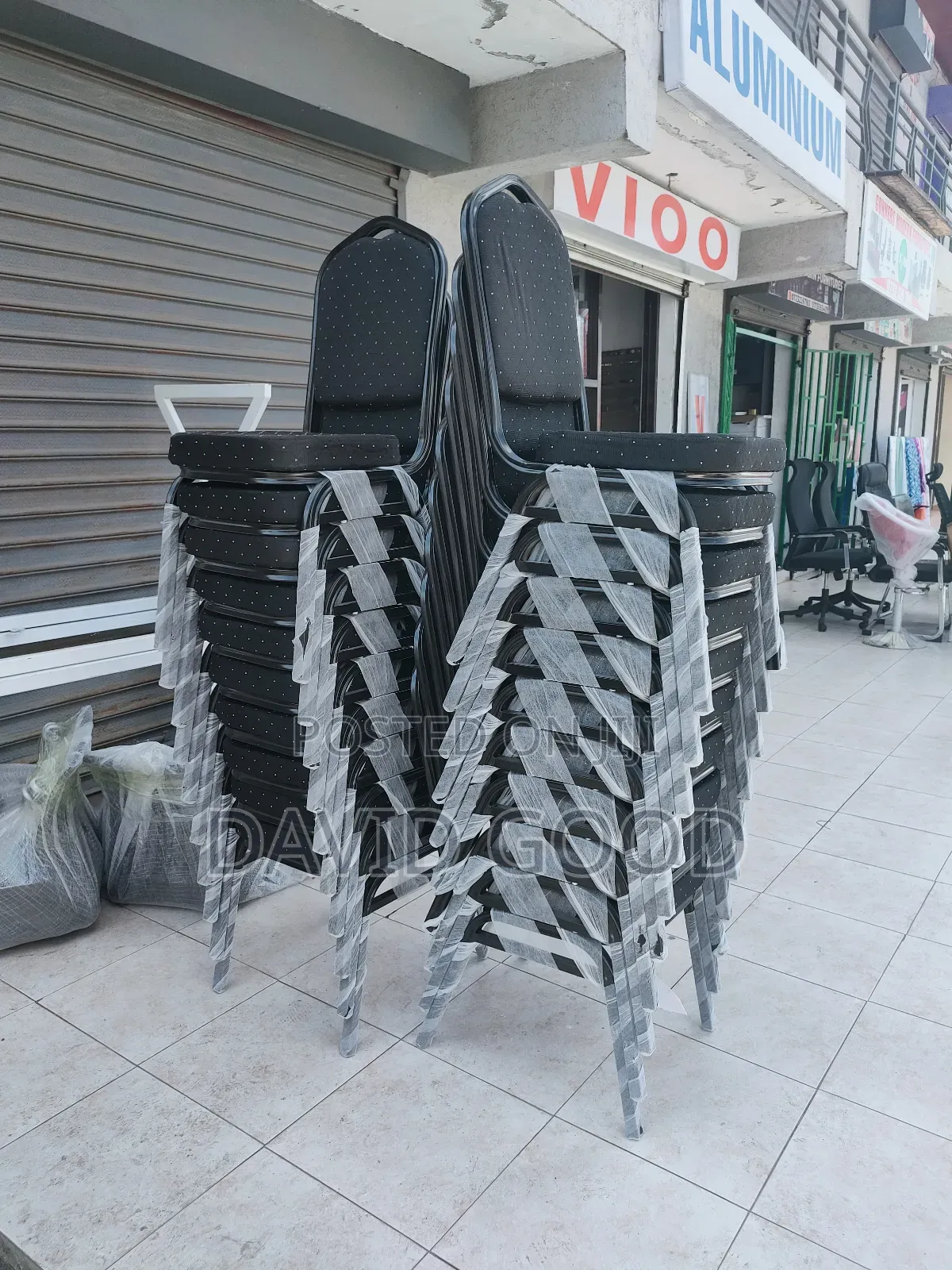 Stock Banquet Chair