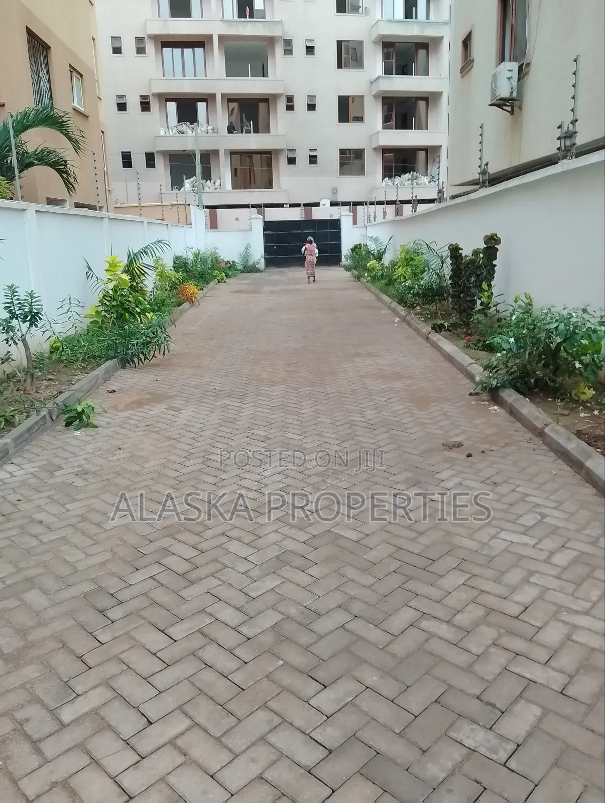 A Luxurious Furnished 5bdrm Mansion 2 Let in Nyali Estate