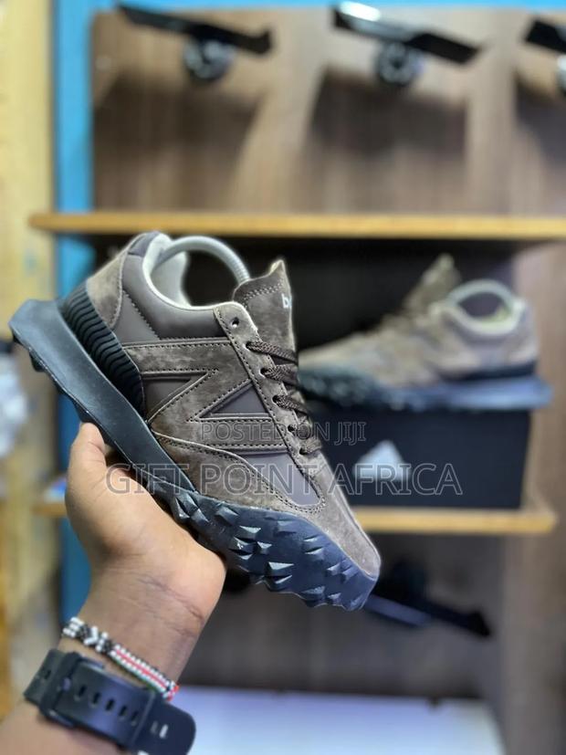 *New Balance XC-72* Sneakers