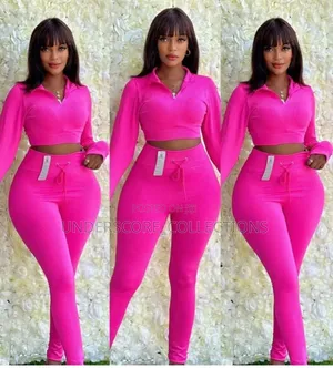 Ladies 2pcs Set. Can Be Used for Gyms.