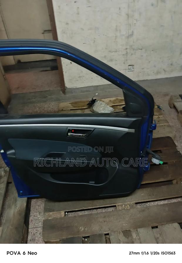Suzuki Swift Front Door Left - thumbnail 5