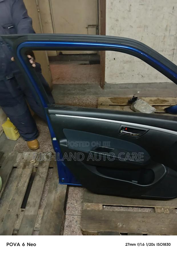 Suzuki Swift Front Door Left - thumbnail 6