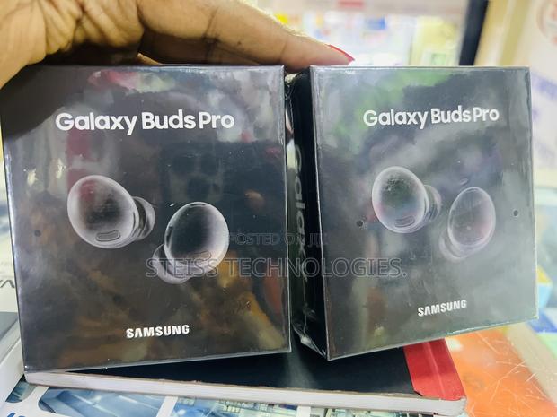 Samsung Buds-Pro Earbuds. - thumbnail 3