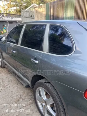 Professional Llumar Car Tint
