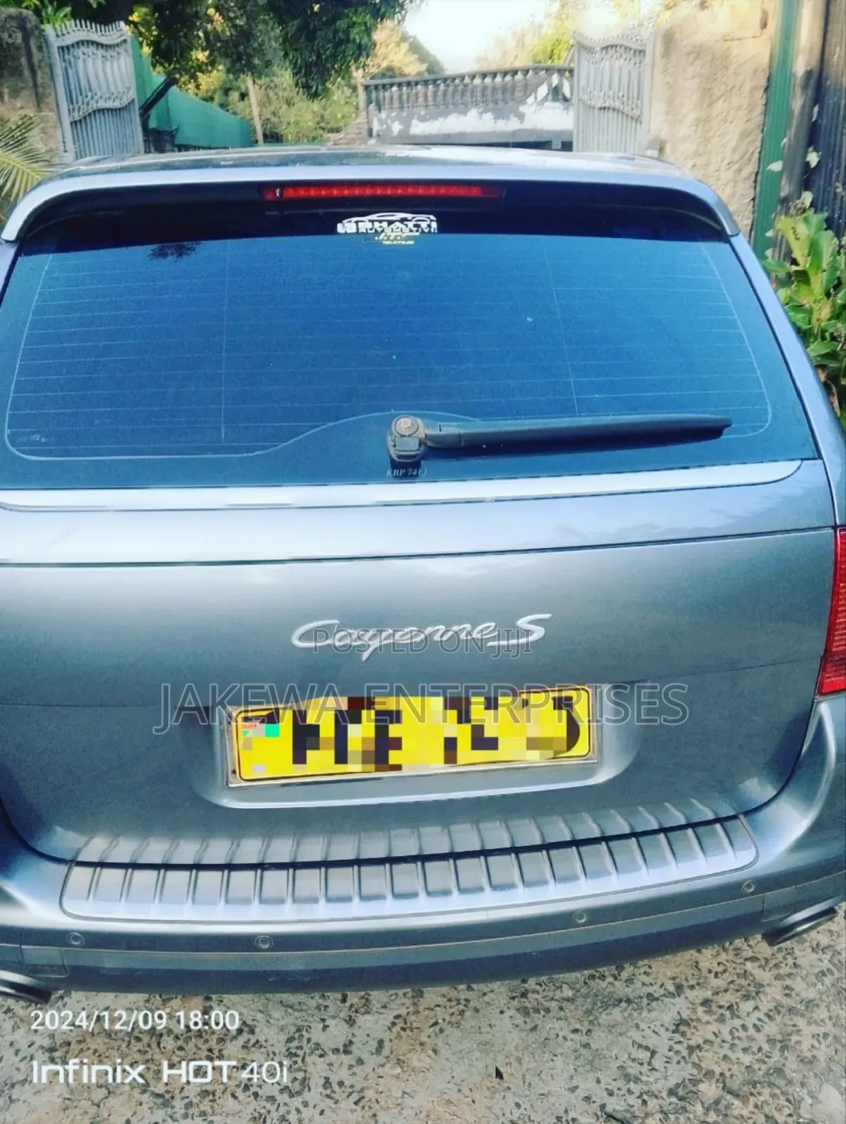 Professional Llumar Car Tint