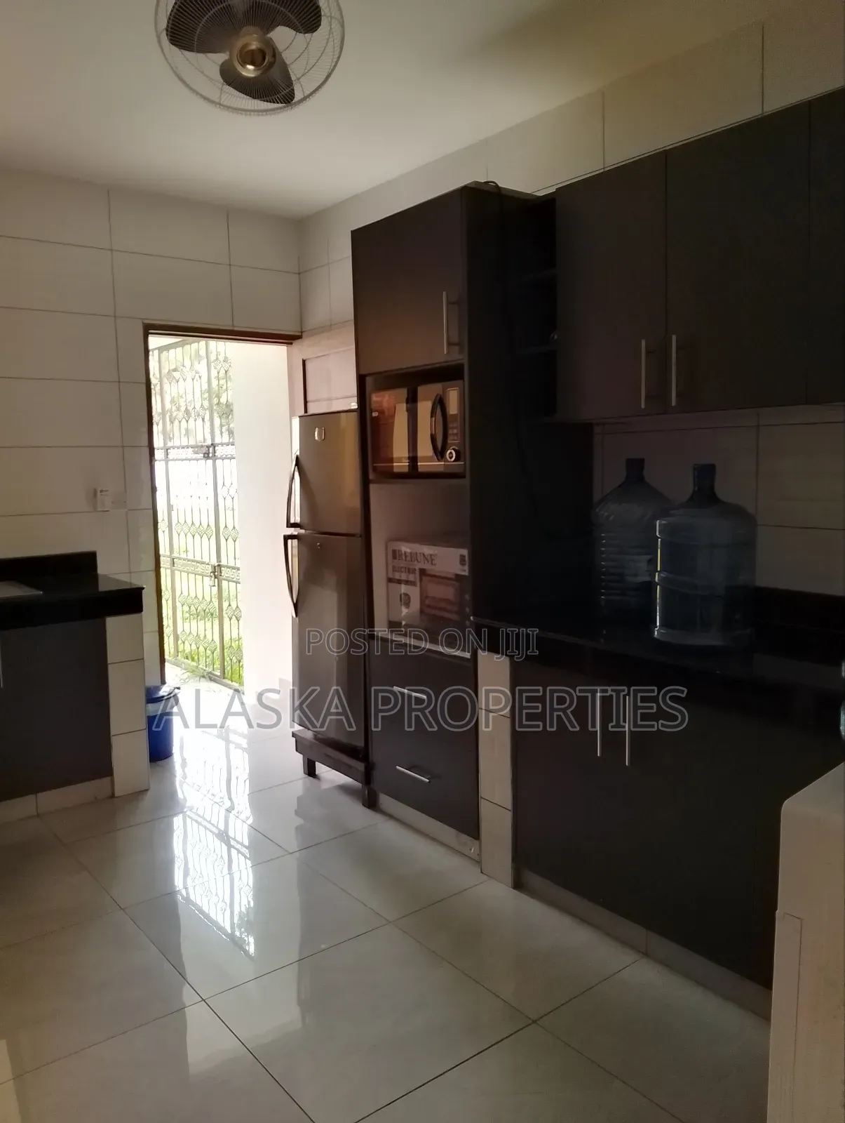 A Luxurious Furnished 5bdrm Mansion 2 Let in Nyali Estate