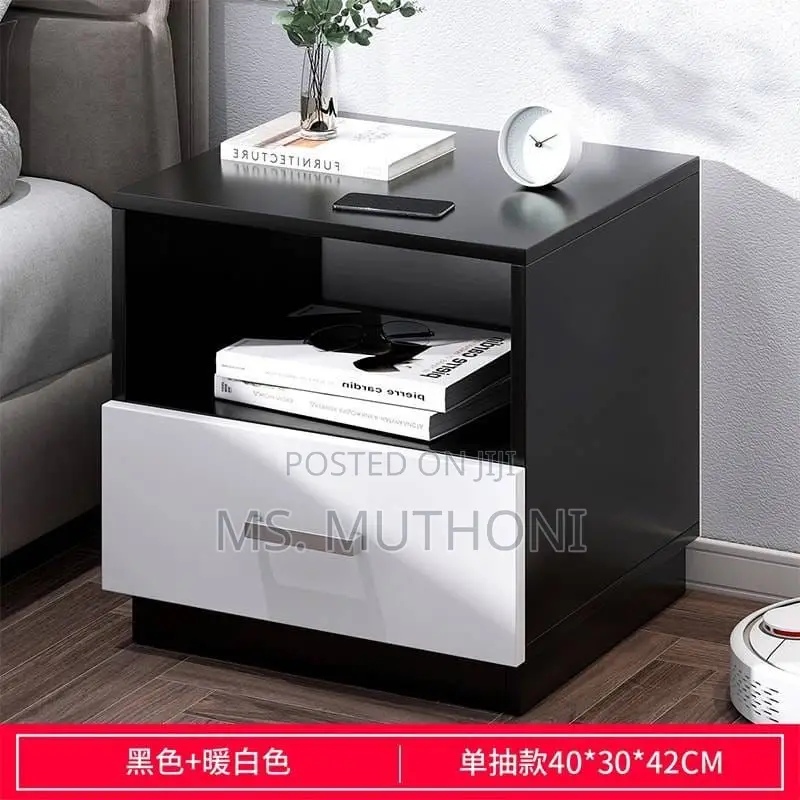 Minimalist Wooden Bedside Table With Drawer