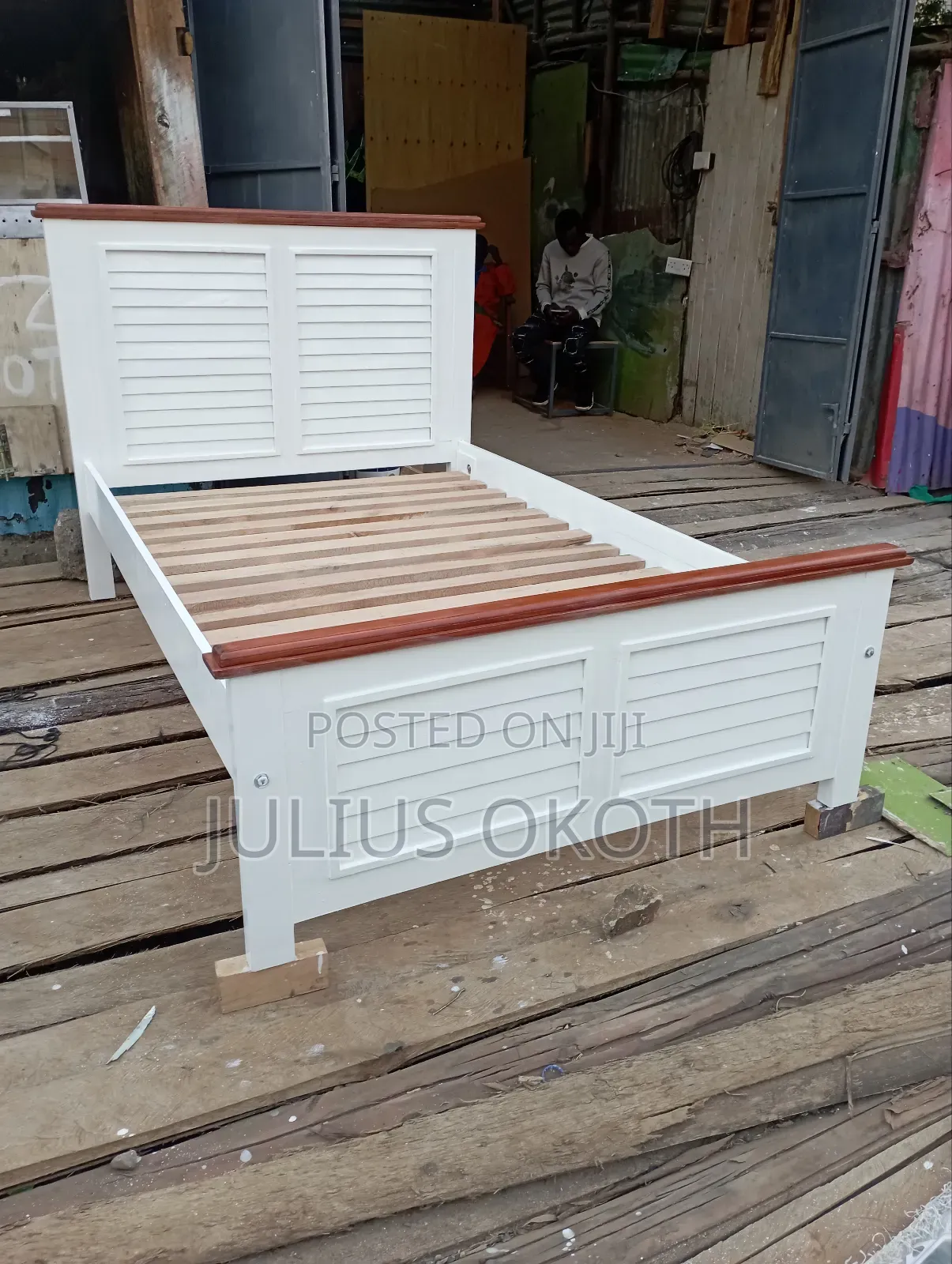 Designer 4x6 Bed