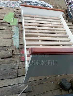 Designer 4x6 Bed