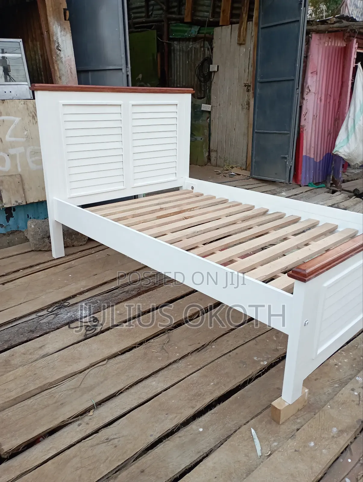 Designer 4x6 Bed