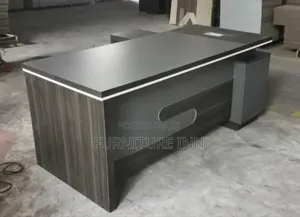 1.6M Managerial Office Table.