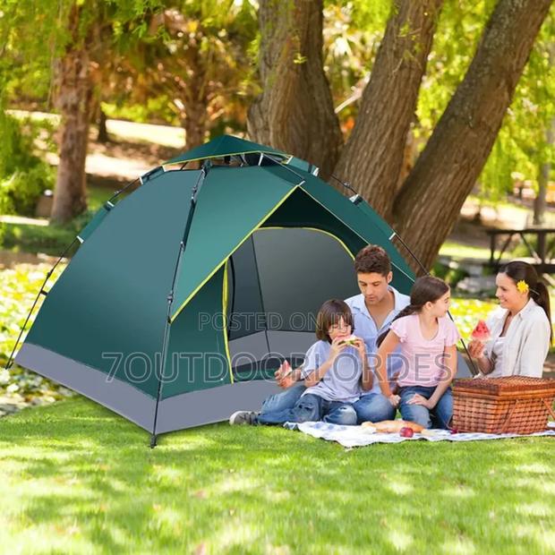 3 to 4 Man Waterproof Pop Up Tent (Double Layer) - main view