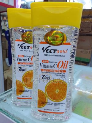 Veet Gold Vitamin C Oil - main view