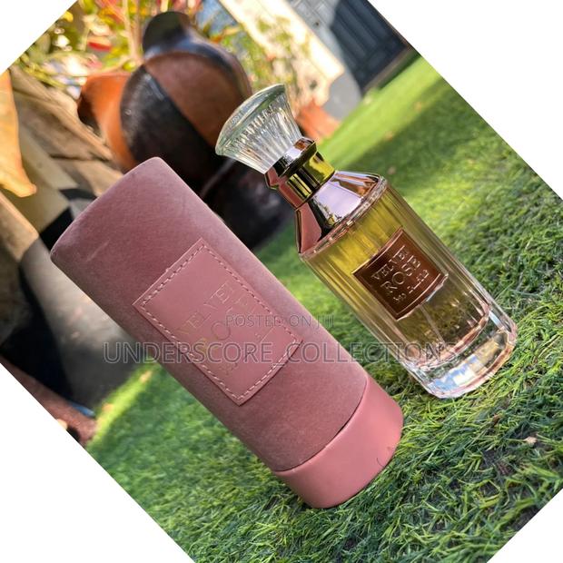 Velvet Rose PerfumeVELVET ROSE Is an Exquisite High-End