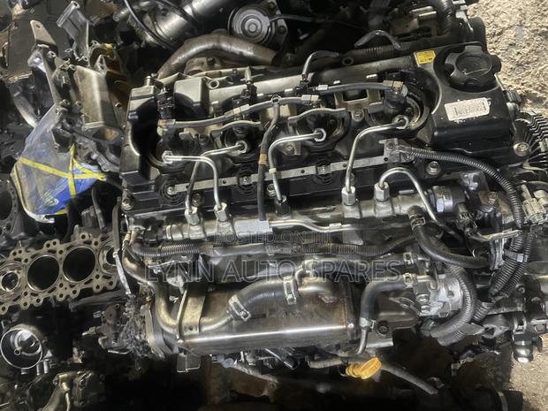 New Model Zd30 Engine Complete