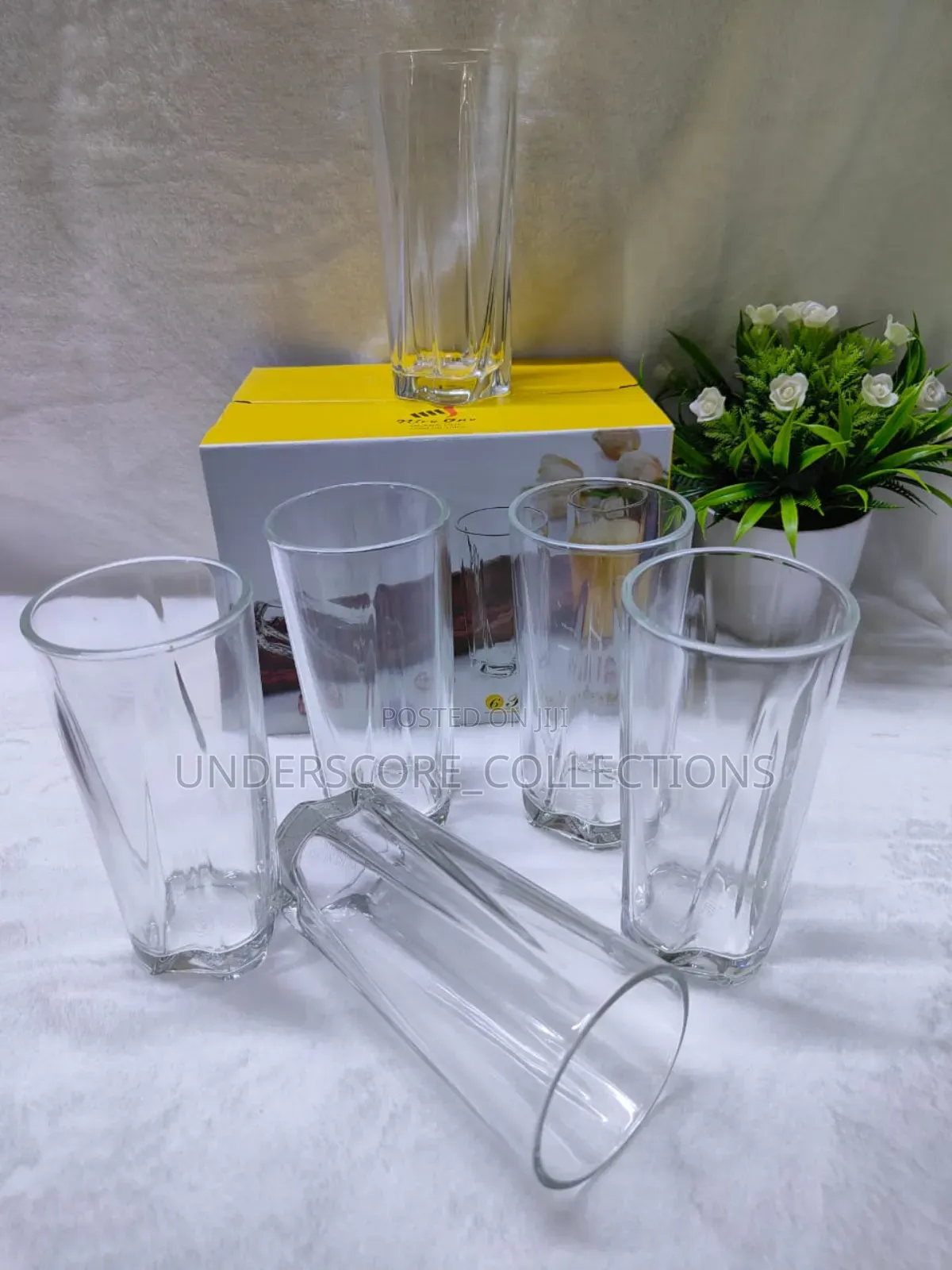 *Twisted Water Glass*Capacity:* 300ml*Material:* Glass