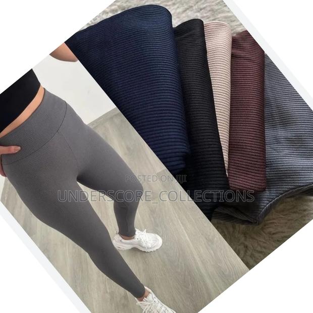 Very High Quality Tights Available in Black. - thumbnail 2