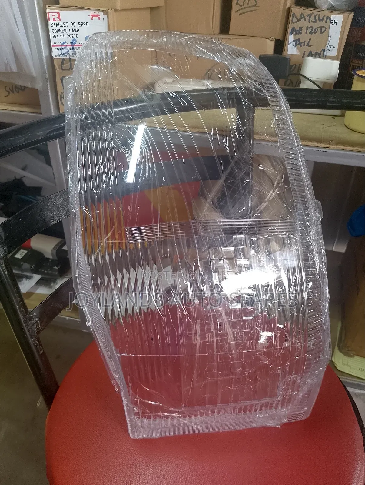 Toyota Hiace 2012 Headlens/Headglass
