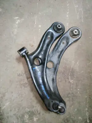 2017 Honda Fit Shuttle GP7 Control Arms