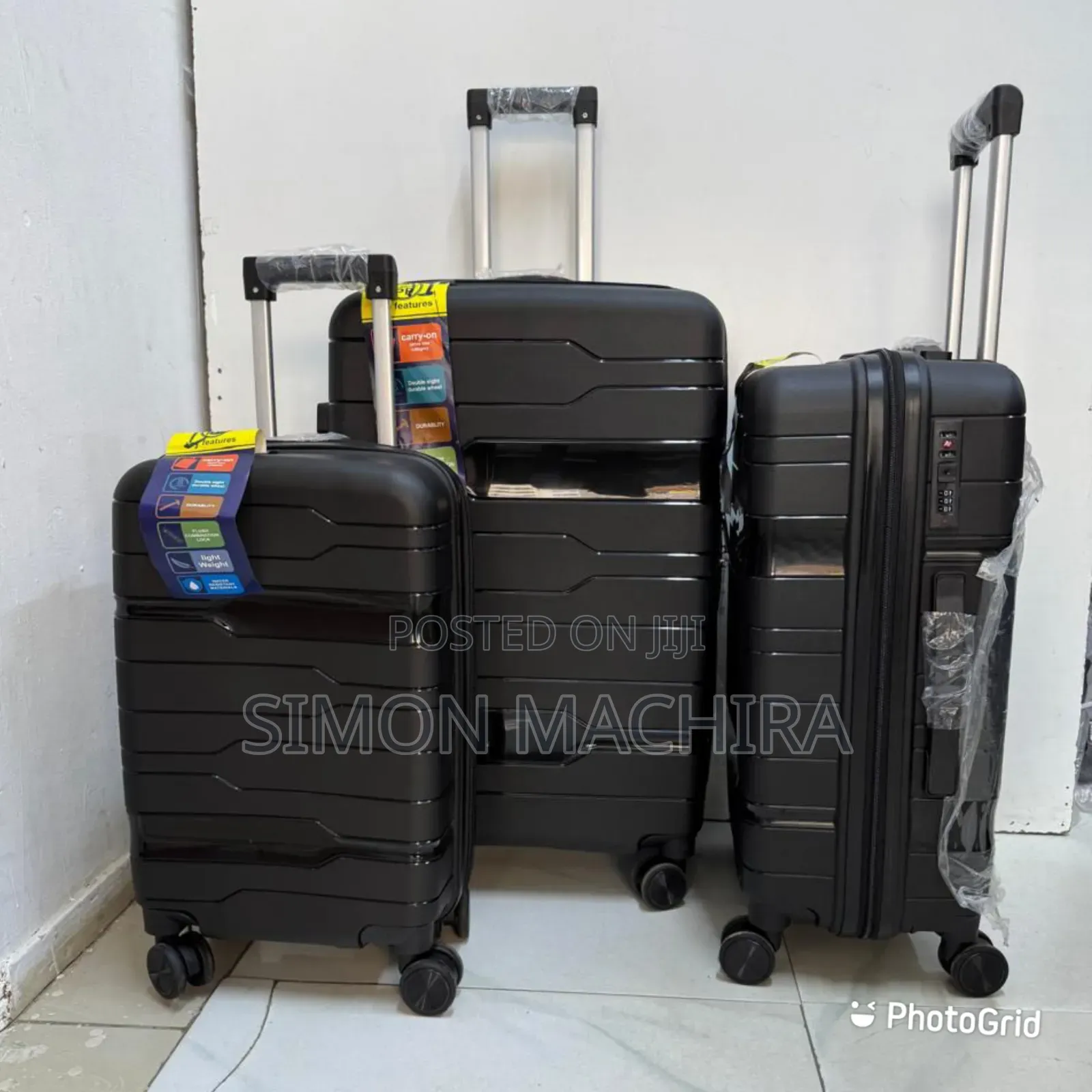 Black Unbreakable PPS 3 Set Suitcase. Rubber