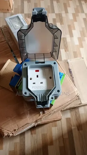 Floor Socket <>Waterproof Single Floor Socket